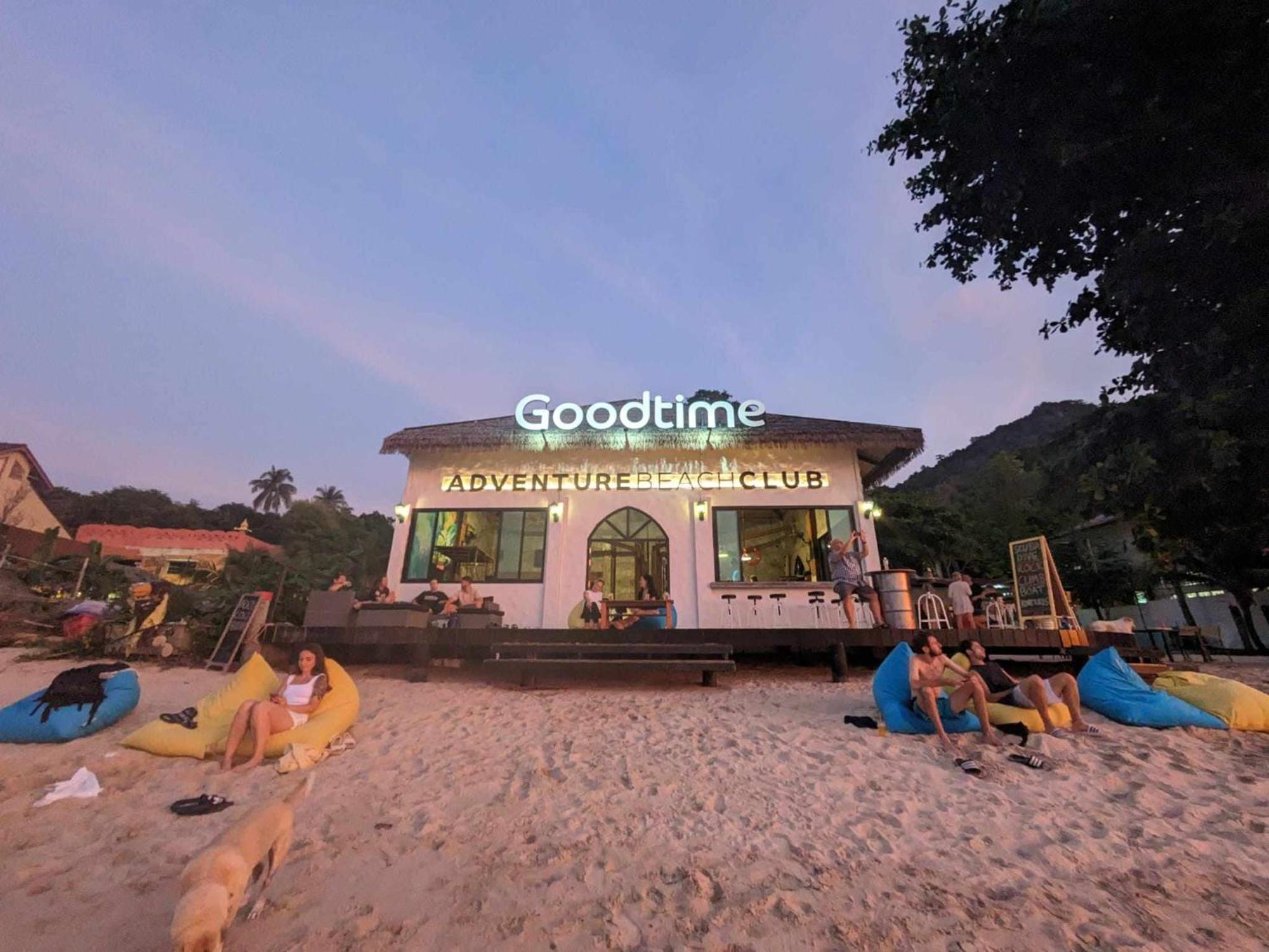 Goodtime Utopia Guesthouse タオ島 エクステリア 写真