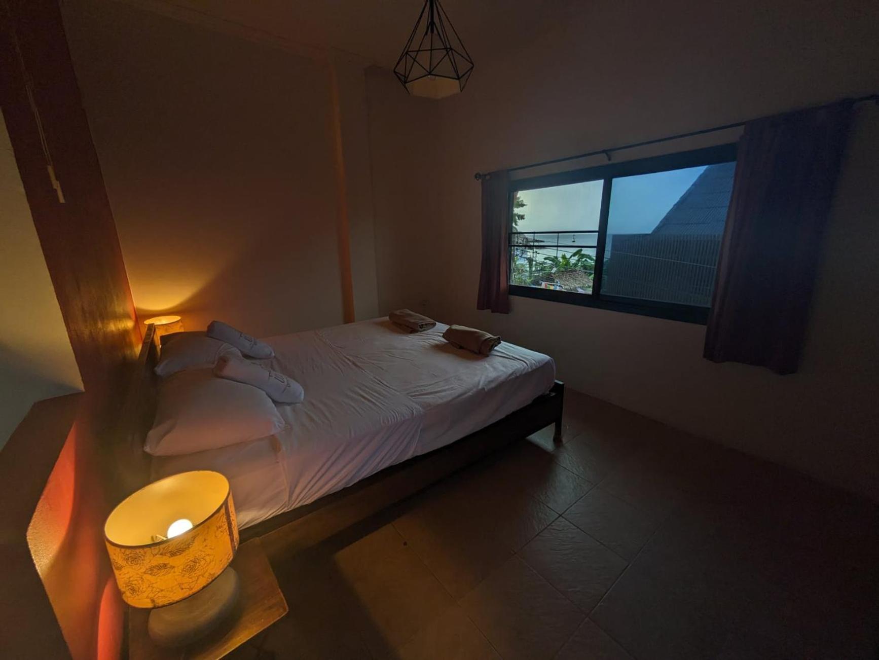 Goodtime Utopia Guesthouse タオ島 エクステリア 写真