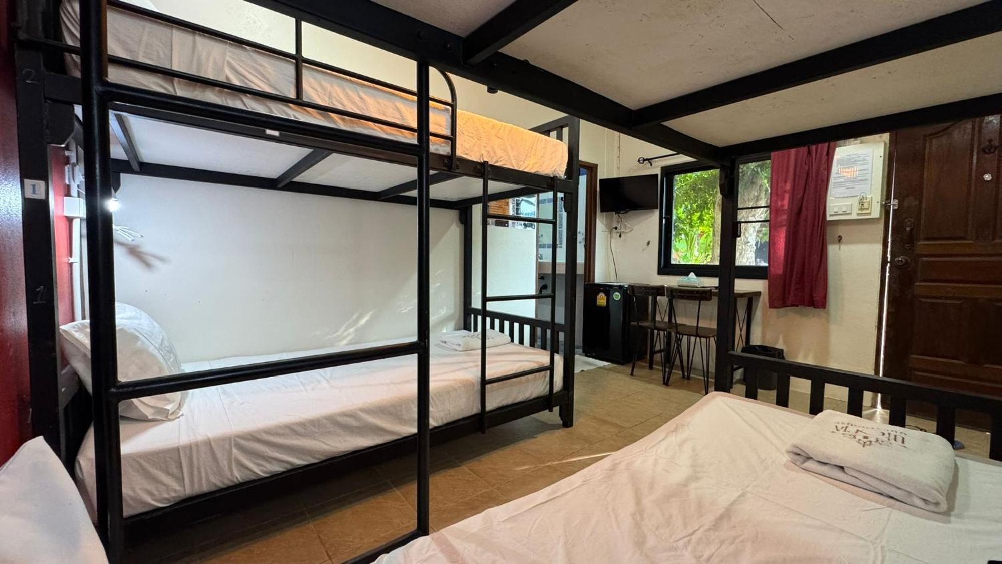 Goodtime Utopia Guesthouse タオ島 エクステリア 写真
